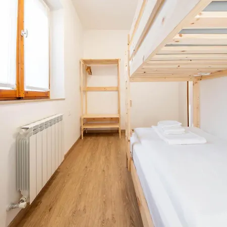 Sertorelli 45 Apartment *