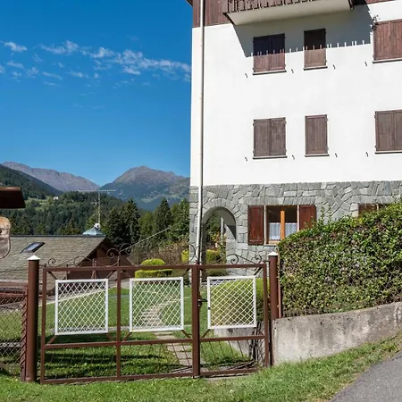Sertorelli 45 Apartment